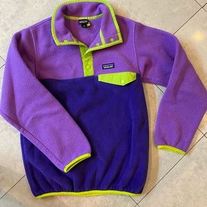Girl’s Patagonia Synchilla fleece pullover